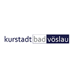 Logo der Kurstadt Bad Vöslau in weißer und blauer Schrift